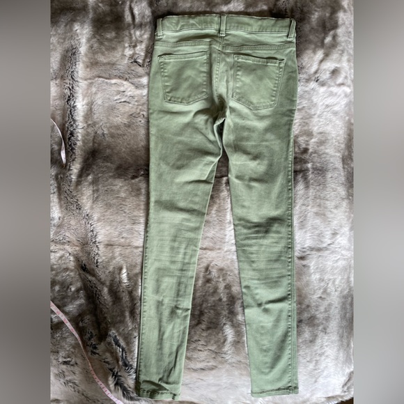 3/$15 Old navy rockstar jegging size 12 - Picture 3 of 6